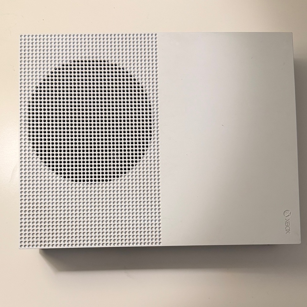 Xbox One S with cables, controller and games